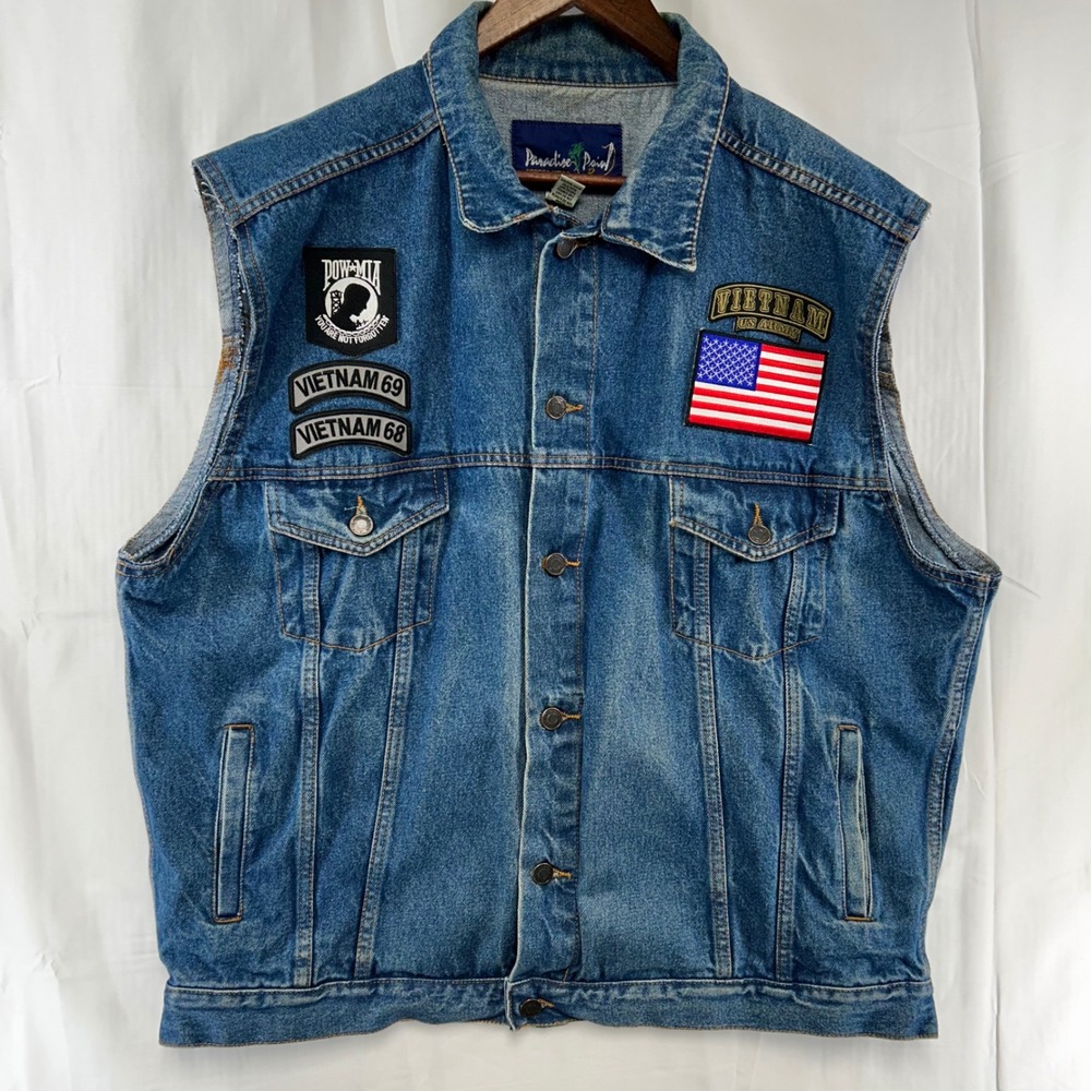 Paradise Point Denim Vest Mens XL Blue Vietnam Veteran Military Patches‎ Button